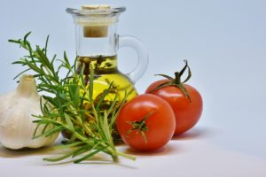 Tomaten, Knoblauch und Olivenöl